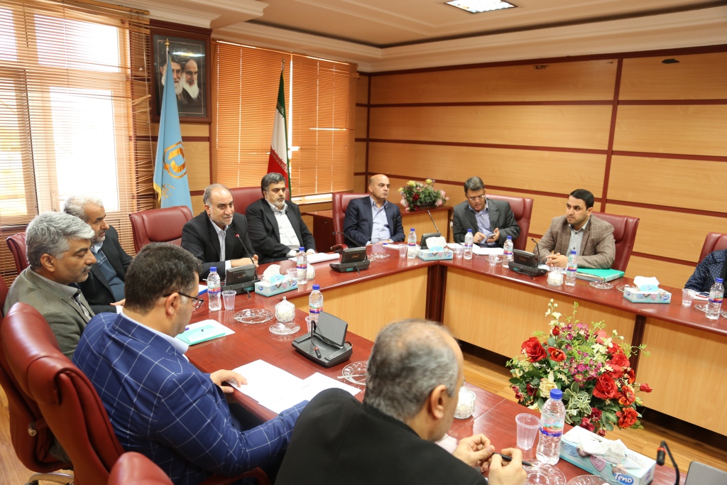 برگزاری جلسه مدیران شعب بنیاد مسکن خوزستان با حضور معاون پشتیبانی و هماهنگی استانها