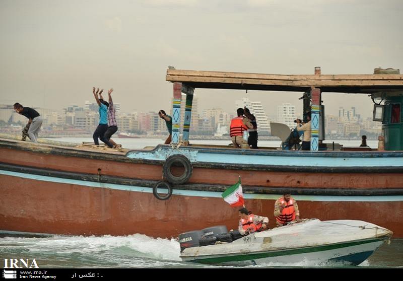 دستگیری ۶ صیاد قانون شکن غیرمجاز در سواحل خوزستان