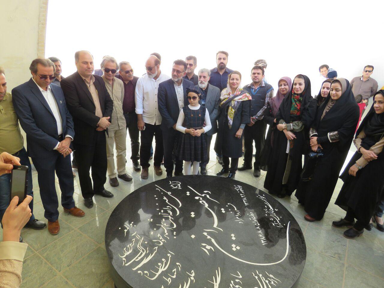 آرامگاه قیصرشعر ایران درگتوند میزبان دوستداران فرهنگ و ادب