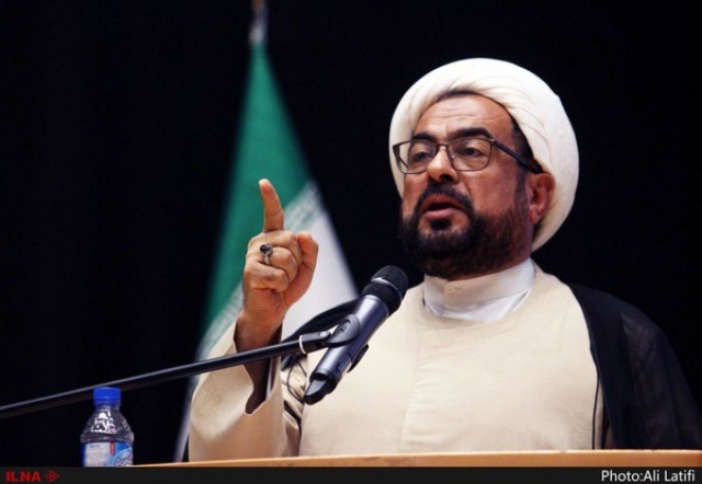 قوه قضائیه برای مقصران سیل خوزستان حکم قضایی صادر کند