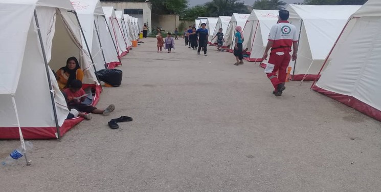 آنچه زنان و کودکان اردوگاه‌های سیل‌زدگان خوزستان نیاز دارند