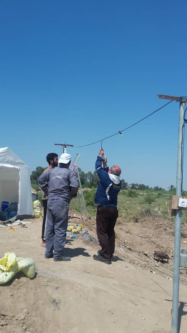 تأمین روشنایی کمپ روستای ابومشیلش توسط مناطق نفت خیز جنوب