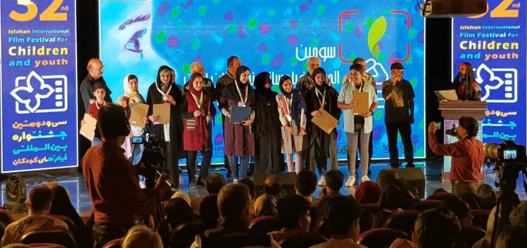 کسب مدال نقره سومین المپیاد فیلمسازی نوجوانان ایران توسط نوجوان اروندی