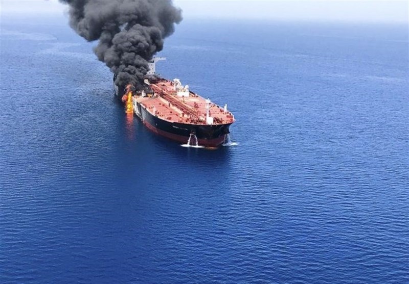 انفجار در بدنه نفتکش ایرانی در دریای سرخ بر اثر اصابت موشک
