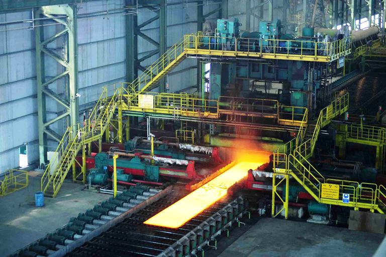 پنجاه درصد تولیدات شرکت فولاد اکسین به ورق های خاص اختصاص دارد
