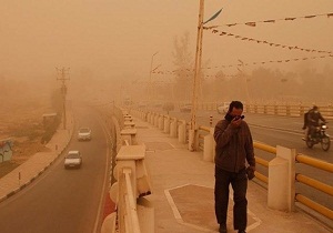 تعطیلی کلیه ادارات و بانک‌های خوزستان به علت پدیده گرد و خاک
