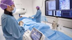 راه اندازی بخش برونکوسکوپی بیماران ریوی در  بیمارستان گلستان اهواز