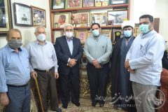 دیدار رئیس سازمان آرامستان های اهواز با خانواده شهیدان طیبی