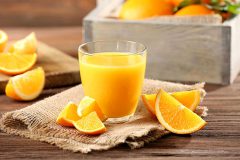 چرا نوشیدن آب پرتقال در وعده صبحانه مضر است؟