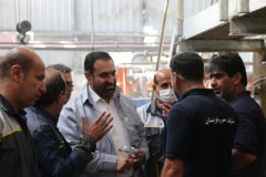 بازدید مدیر عامل از روند تعویض فلت پرس ماشین کاغذ شرکت حریر خوزستان