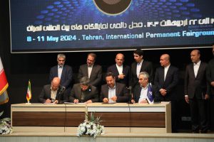 قرارداد امکان سنجی فنی و اقتصادی دیجیتال سازی میدان نفتی دارخوین به امضا رسید